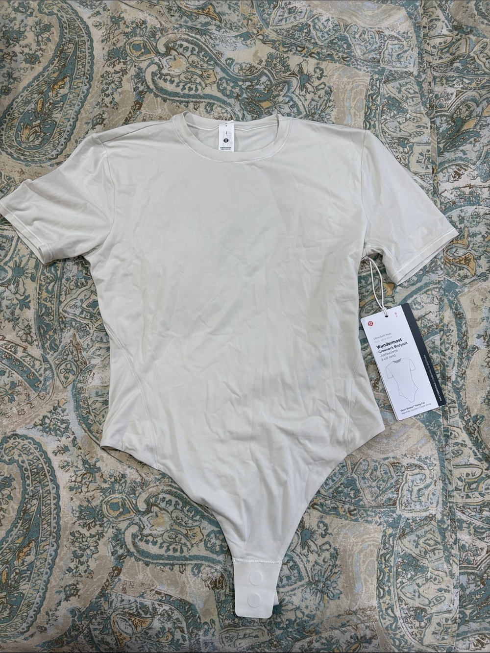 Lululemon Align Short Sleeve T-Shirt Bodysuit Bone Ivory NWT